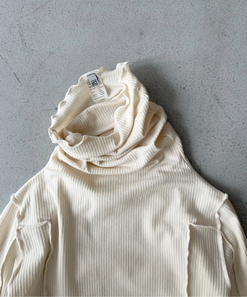 BASERANGE(ベースレンジ)の「BASERANGE OMATO TURTLE NECK(Tシャツ/カットソー・レディース・オフホワイト/ブラック・M/S)」の11枚目の写真