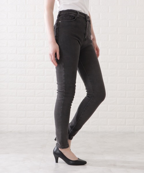 Lace Ladies(レースレディース)の「裏シャギーあったかデニムパンツ(デニムパンツ・レディース・ネイビー/ダークグレー/ブラック/ライトブルー・29/25/27/31)」の6枚目の写真