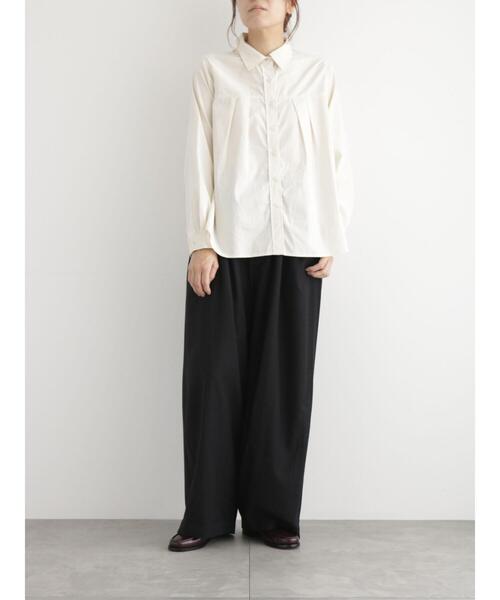 sm2rhythm（サマンサモスモスリズム）の「フロントタックシャツ（シャツ/ブラウス・レディース・ブラウン/オフホワイト/ブルー・F）」の10枚目の写真