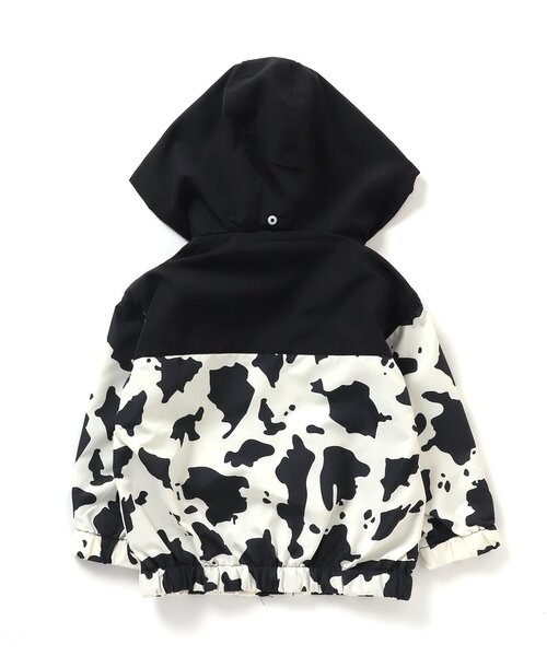 BREEZE（ブリーズ）の「【撥水加工/フード収納】カラバリウィンドブレーカー（ナイロンジャケット・キッズ・エメラルド/ブラック/ブルー/ピンク/レインボー/ライム/ネイビー・100/140/110/130/150/90/120）」の14枚目の写真