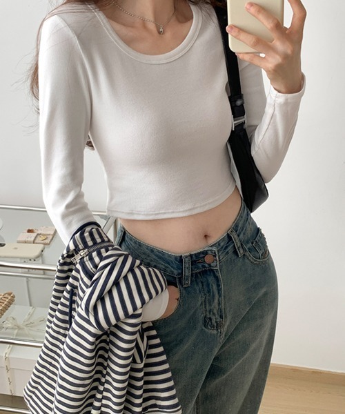 PRIVATE BEACH(プライベートビーチ)の「クロップド丈ロンT(Tシャツ/カットソー・レディース・カーキ/ブラック/ホワイト/グレー・S/M/L)」の8枚目の写真