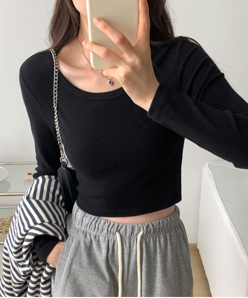 PRIVATE BEACH(プライベートビーチ)の「クロップド丈ロンT(Tシャツ/カットソー・レディース・カーキ/ブラック/ホワイト/グレー・S/M/L)」の11枚目の写真