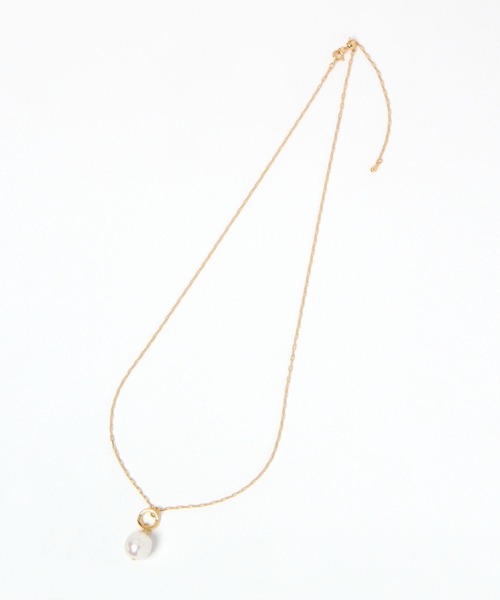 LEPSIM（レプシィム）の「【jours heureux】オイスター淡水パールネックレス　979701（ネックレス・レディース・シルバー/ゴールド・ONE SIZE）」の5枚目の写真