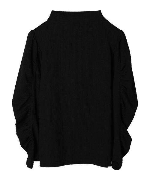 ESCAR（エスカー）の「■ESCAR　ボトルネッククレープカットプルオーバー（Tシャツ/カットソー・レディース・ブラック/ブラック系その他・FREE）」の4枚目の写真