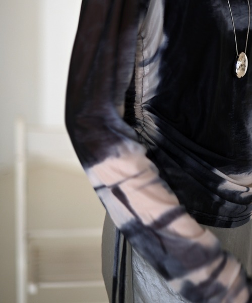 Marient（マリエント）の「タイダイシャーリングシアーTOPS（Tシャツ/カットソー・レディース・ブラウン/ブラック・FREE）」の4枚目の写真