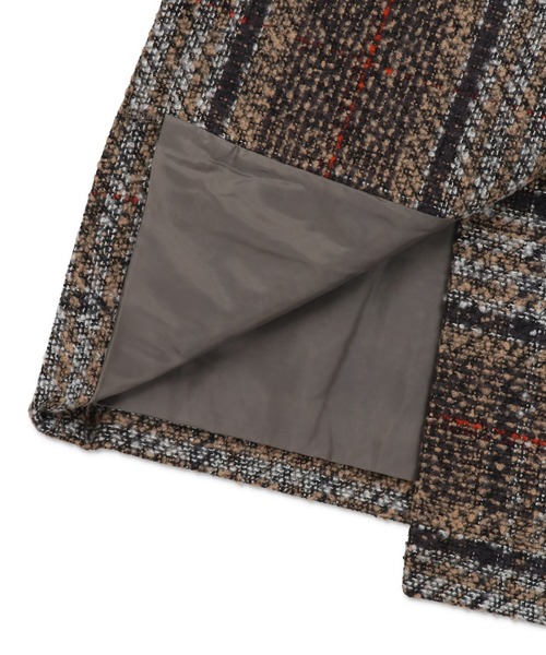 SPINNS（スピンズ）の「ミドル丈チェック柄ダブルテーラードコート（チェスターコート・レディース・グレー/ブラウン/グリーン・ONESIZE）」の11枚目の写真