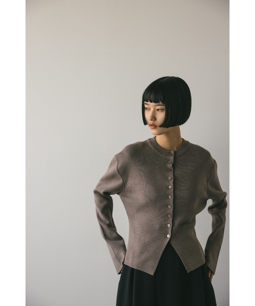 STYLEMIXER（スタイルミキサー）の「シェイプボタンニット