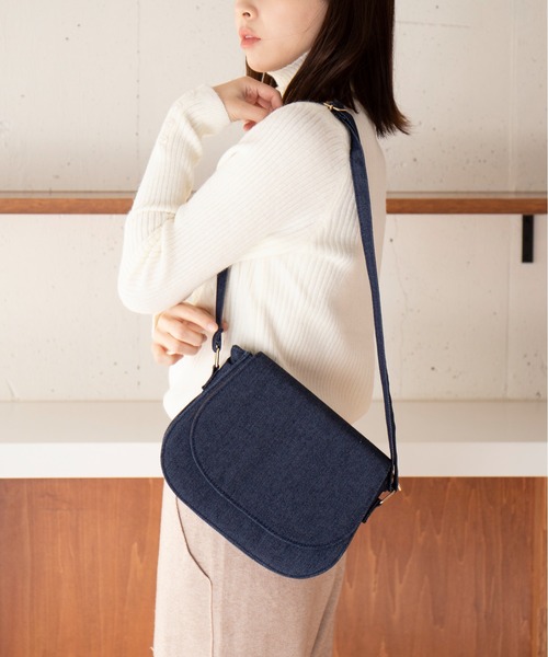 MAISON BREEZE（メゾンブリーズ）の「【MAISON BREEZE】デニムフラップミニショルダーバッグ KNF049（ショルダーバッグ・レディース・ネイビー/ダークネイビー/ライトブルー・FREE）」の3枚目の写真