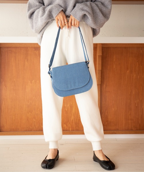 MAISON BREEZE（メゾンブリーズ）の「【MAISON BREEZE】デニムフラップミニショルダーバッグ KNF049（ショルダーバッグ・レディース・ネイビー/ダークネイビー/ライトブルー・FREE）」の6枚目の写真