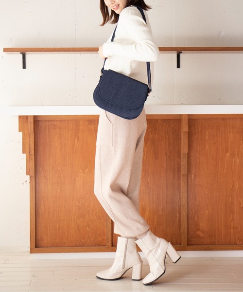 MAISON BREEZE（メゾンブリーズ）の「【MAISON BREEZE】デニムフラップミニショルダーバッグ KNF049（ショルダーバッグ・レディース・ネイビー/ダークネイビー/ライトブルー・FREE）」の14枚目の写真