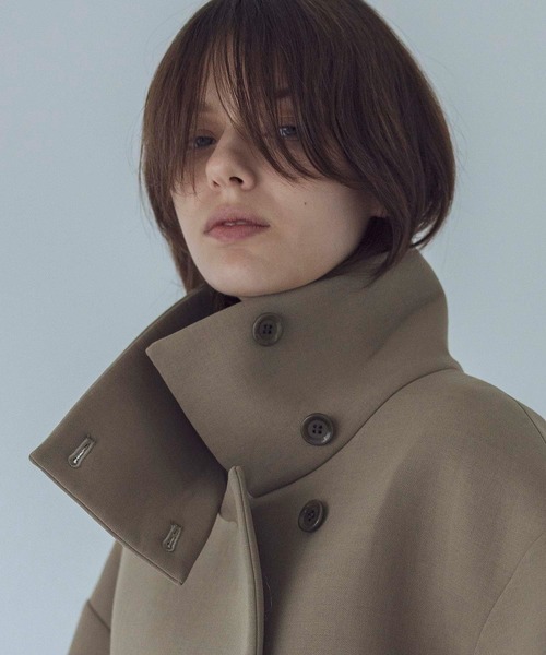 DRESSLAVE（ドレスレイブ）の「twill bonding higt collar short coat(ツイルボンディングハイネックショート丈コート)（その他アウター・レディース・ブラック/ベージュ・38）」の5枚目の写真