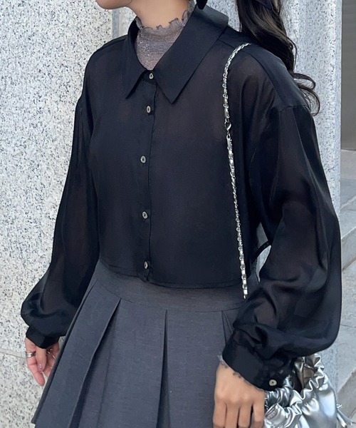 junoah(ジュノア)の「シアースリットショートシャツ(シャツ/ブラウス・レディース・クリーム/グレー/ブラック・X-LARGE/LARGE/MEDIUM)」の9枚目の写真
