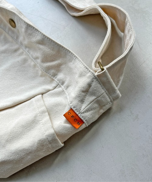 CPCM（シーピーシーエム）の「キャンバスビッグショルダー（ショルダーバッグ・メンズ・アイボリー/ブラック・FREE）」の11枚目の写真