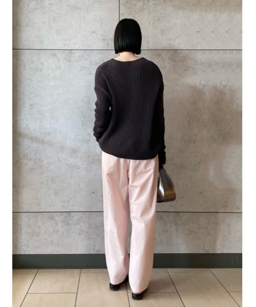 Mila Owen（ミラオーウェン）の「ボトルネックミドルゲージニット【手洗い可能】（ニット/セーター・レディース・ホワイト/チャコールグレー/ベージュ・0/1）」の13枚目の写真