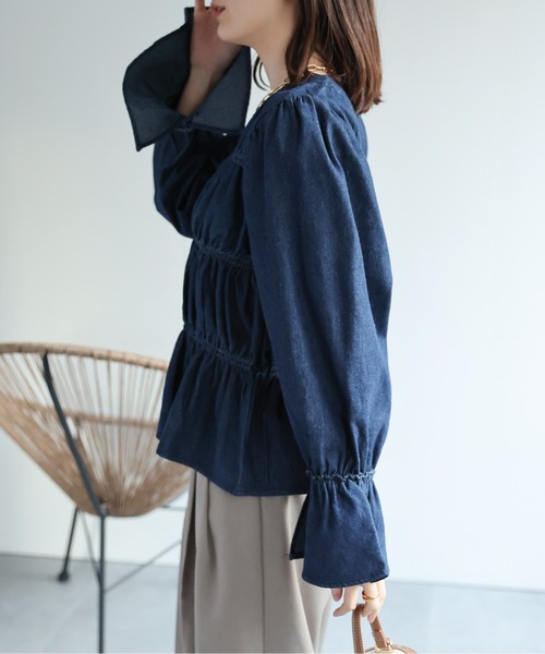 sakishimatokyo(サキシマトーキョー)の「デニムギャザーブラウス(シャツ/ブラウス・レディース・インディゴブルー/ブラック・FREE)」の19枚目の写真