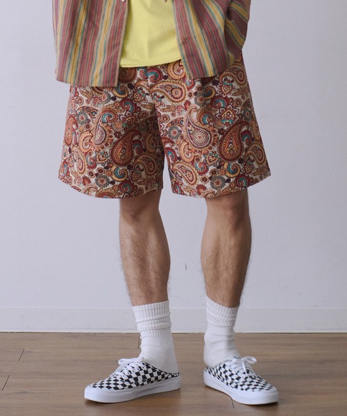 Universal Style Wear(ユニバーサルスタイルウェア)の「Universal Style Wear タペストリー ショーツ(その他パンツ・メンズ・ブラック系/グリーン系/オレンジ系/パープル系・MEDIUM/LARGE/X-LARGE)」の1枚目の写真