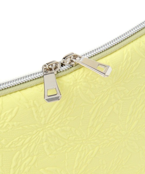LAKOLE(ラコレ)の「エンボスPCケース / 111762(PC・タブレットケース・レディース・ライトブルー/イエロー・FREE)」の10枚目の写真