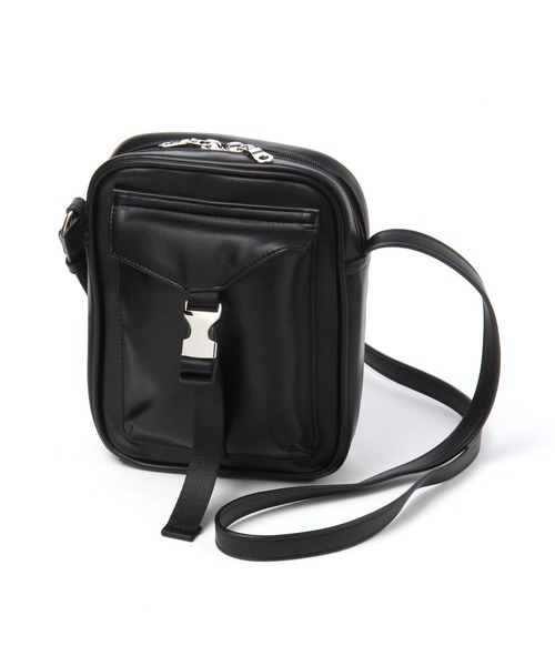 LAKOLE（ラコレ）の「メタルバックルミニショルダーバッグ / 995562（ショルダーバッグ・メンズ・ブラック/ホワイト/サンドグレー・FREE）」の5枚目の写真