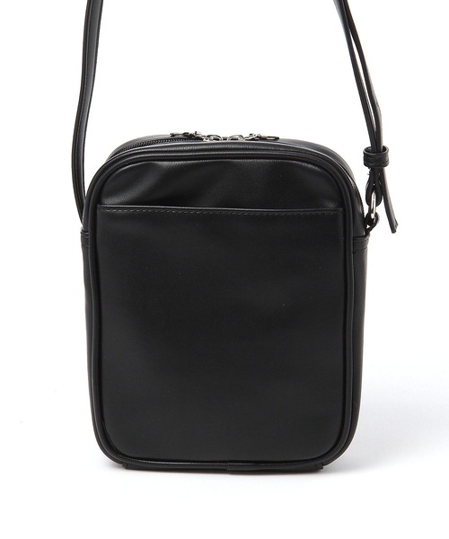 LAKOLE（ラコレ）の「メタルバックルミニショルダーバッグ / 995562（ショルダーバッグ・メンズ・ブラック/ホワイト/サンドグレー・FREE）」の10枚目の写真