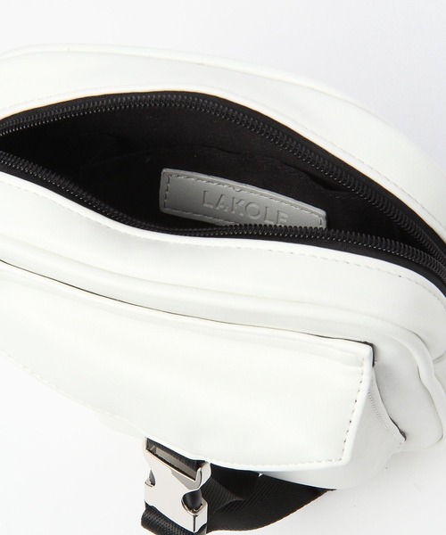 LAKOLE（ラコレ）の「メタルバックルミニショルダーバッグ / 995562（ショルダーバッグ・メンズ・ブラック/ホワイト/サンドグレー・FREE）」の18枚目の写真