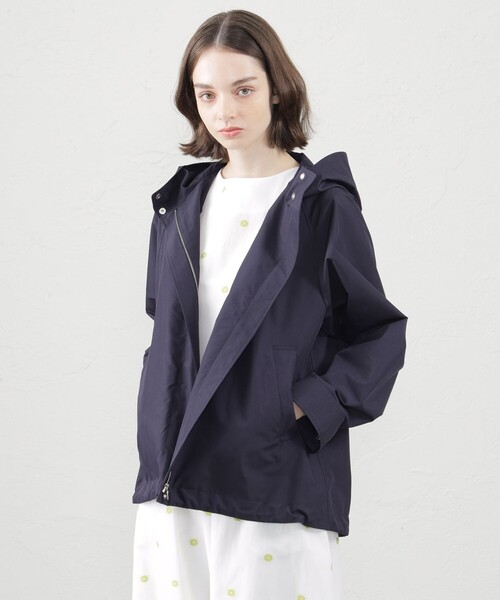 MACKINTOSH PHILOSOPHY（ﾏｯｷﾝﾄｯｼｭ ﾌｨﾛｿﾌｨｰ）の「【WEB&一部店舗限定】コットンレインクロスブルゾン（ブルゾン・レディース・ホワイト系その他/ベージュ/ダークネイビー・36/38）」の3枚目の写真