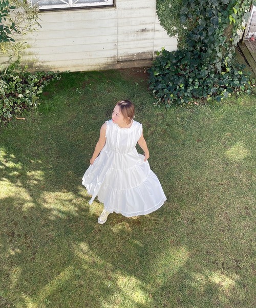 RUBY AND YOU（ルビーアンドユー）の「コットンティアードノースリーブワンピース（ワンピース・レディース・オフホワイト・FREE）」の10枚目の写真