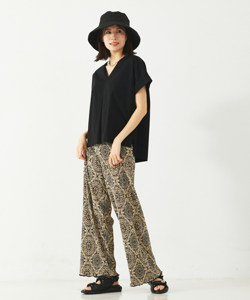 abahouse mavie（アバハウスマヴィ）の「【接触冷感/半袖】シルケットダブルVネックフレンチプルオーバー（Tシャツ/カットソー・レディース・ホワイト/オレンジ系その他/チャコールグレー/ブラック/グレイッシュベージュ・フリー）」の12枚目の写真