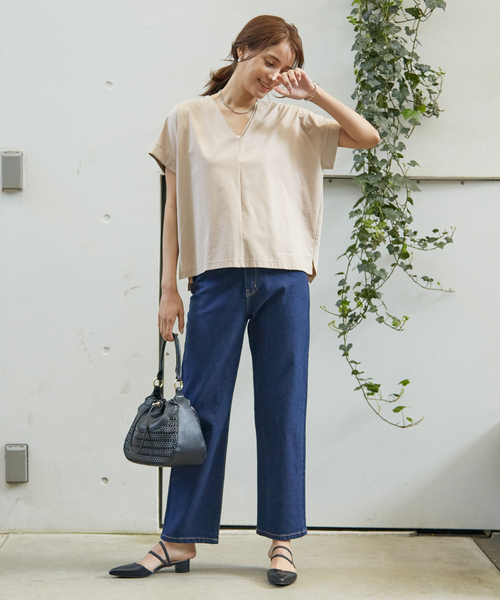 abahouse mavie（アバハウスマヴィ）の「【接触冷感/半袖】シルケットダブルVネックフレンチプルオーバー（Tシャツ/カットソー・レディース・ホワイト/オレンジ系その他/チャコールグレー/ブラック/グレイッシュベージュ・フリー）」の20枚目の写真