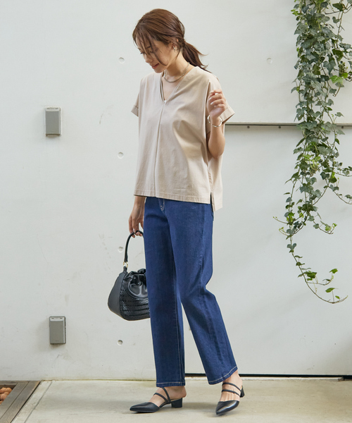 abahouse mavie（アバハウスマヴィ）の「【接触冷感/半袖】シルケットダブルVネックフレンチプルオーバー（Tシャツ/カットソー・レディース・ホワイト/オレンジ系その他/チャコールグレー/ブラック/グレイッシュベージュ・フリー）」の21枚目の写真