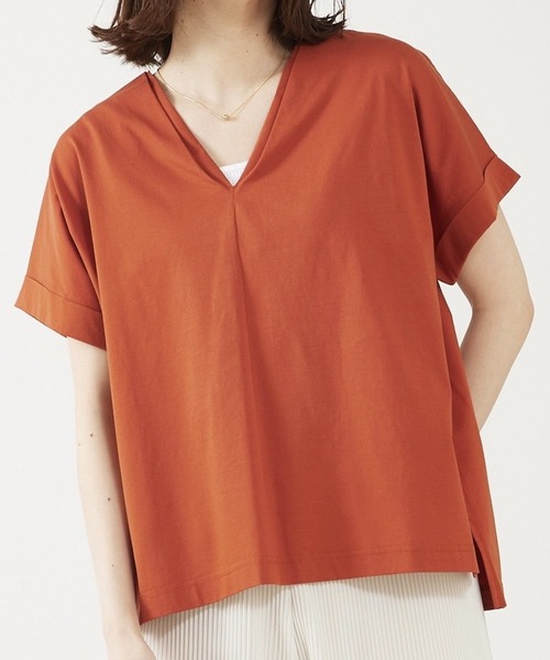 abahouse mavie（アバハウスマヴィ）の「【接触冷感/半袖】シルケットダブルVネックフレンチプルオーバー（Tシャツ/カットソー・レディース・ホワイト/オレンジ系その他/チャコールグレー/ブラック/グレイッシュベージュ・フリー）」の5枚目の写真