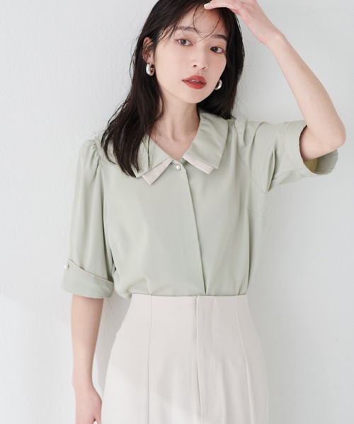 natural couture(ナチュラルクチュール)の「osono配色重ね衿三角カフスブラウス(シャツ/ブラウス・レディース・オフホワイト/サックスブルー/ネイビー/ミント/ラベンダー/ドット・FREE)」の14枚目の写真