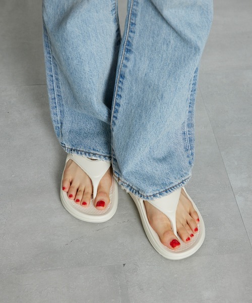 MEI（メイ）の「【MEI】トングサンダル ビーチサンダル（サンダル・メンズ・ブラック/ホワイト/カーキ/グレー・28cm/27cm/26cm/24cm/23cm/22cm）」の10枚目の写真