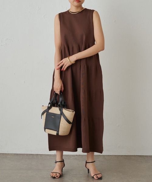 LOUNGEDRESS（ラウンジドレス）の「ティアードノースリニット