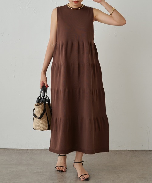 LOUNGEDRESS（ラウンジドレス）の「ティアードノースリニット