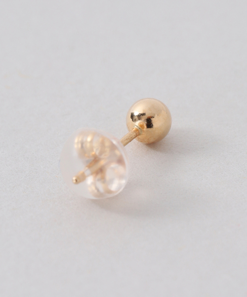Lilas(リラ)の「3.5mmボールピアス K18(両耳)(ピアス(両耳用)・レディース・ゴールド・FREE)」の9枚目の写真