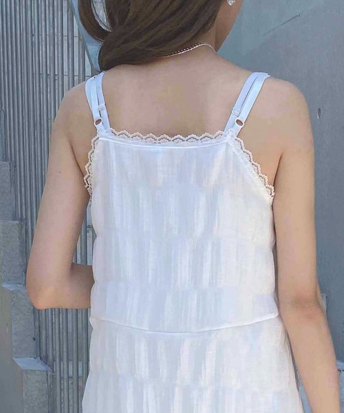 NANEA(ナネア)の「ティアードフリルキャミワンピース(ワンピース・レディース・ホワイト/ブラック・SMALL/MEDIUM/LARGE)」の9枚目の写真