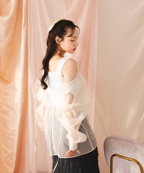 fupel（フぺル）の「【SET】sheer shirt with ribbed tank top /シアーシャツ×リブタンクトップセット（アンサンブル・レディース・ピンク/アイボリー・FREE）」の7枚目の写真
