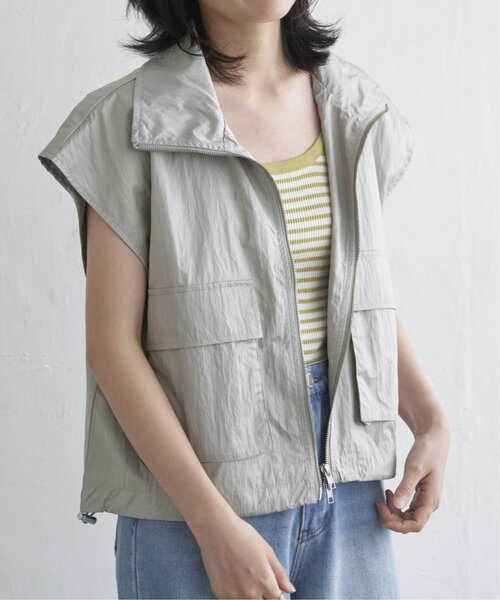 VENCEEXCHANGE（ヴァンスエクスチェンジ）の「パールタフタスタンドベスト（ノーカラージャケット・レディース・チャコール/ブラック/グレー/オフホワイト・FREE）」の6枚目の写真