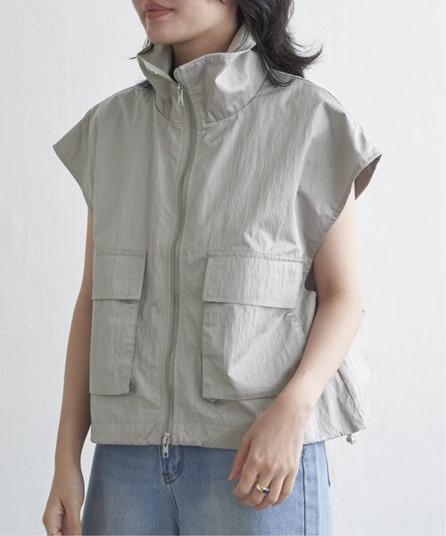 VENCEEXCHANGE（ヴァンスエクスチェンジ）の「パールタフタスタンドベスト（ノーカラージャケット・レディース・チャコール/ブラック/グレー/オフホワイト・FREE）」の9枚目の写真