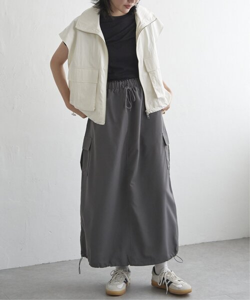 VENCEEXCHANGE（ヴァンスエクスチェンジ）の「パールタフタスタンドベスト（ノーカラージャケット・レディース・チャコール/ブラック/グレー/オフホワイト・FREE）」の11枚目の写真