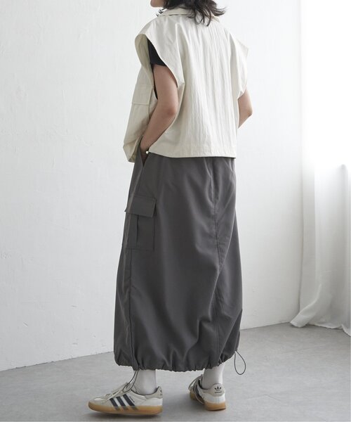 VENCEEXCHANGE（ヴァンスエクスチェンジ）の「パールタフタスタンドベスト（ノーカラージャケット・レディース・チャコール/ブラック/グレー/オフホワイト・FREE）」の12枚目の写真