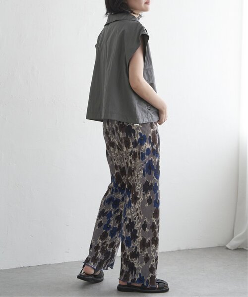 VENCEEXCHANGE（ヴァンスエクスチェンジ）の「パールタフタスタンドベスト（ノーカラージャケット・レディース・チャコール/ブラック/グレー/オフホワイト・FREE）」の16枚目の写真