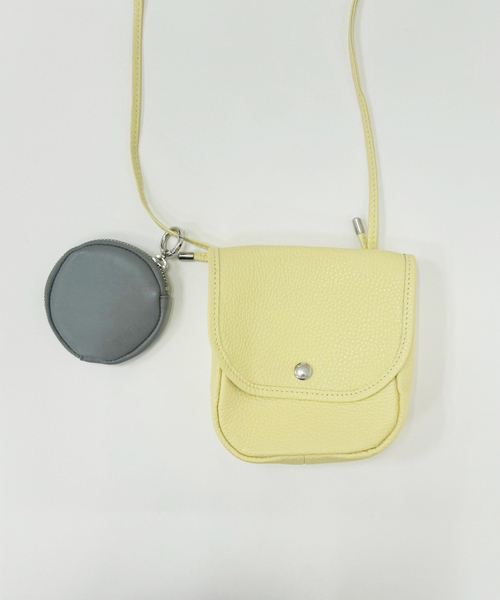 blancle(ブランクレ)の「【BLANCLE FOR LULU】別注 flap shoulder bag(ショルダーバッグ・レディース・イエロー・FREE)」の7枚目の写真