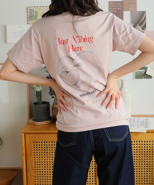Girly Doll（ガーリードール）の「オリジナルプリントグラフィックロゴTシャツ（Tシャツ/カットソー・レディース・ダークグレー/ピンク/ベージュ・F）」の15枚目の写真