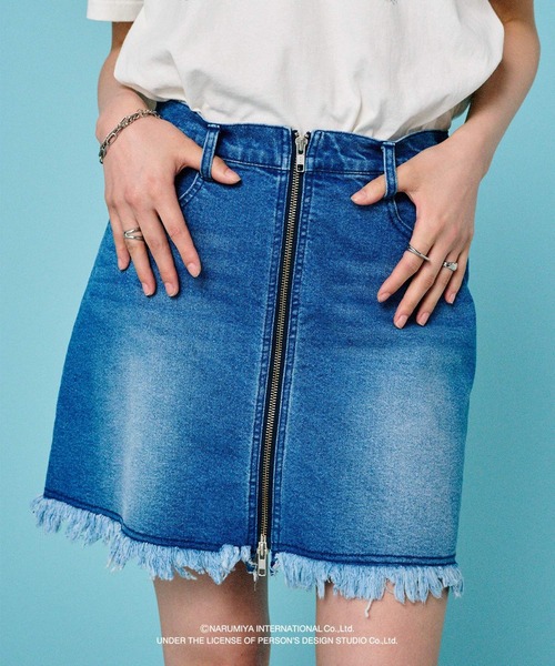 PAGEBOY（ページボーイ）の「<PAGEBOY×ANGEL BLUE>デニムミニスカート（スカート・レディース・ブラック/ブルー・FREE）」の7枚目の写真