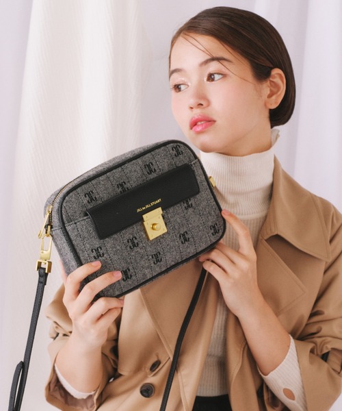 JILL by JILL STUART(ジルバイジルスチュアート)の「◇ノーブルJポシェット(ショルダーバッグ・レディース・ベージュ/ブラック・FREE)」の2枚目の写真