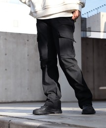 カーゴパンツ