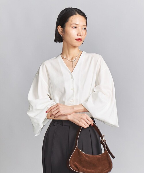 beauty&youth vネックボリュームスリーブシャツ　タグ付き　美品 Vネック ボリュームスリーブ トップス