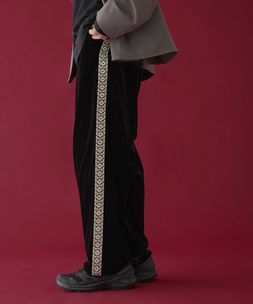 LUCY（ルーシー）の「LUCY/ベロアライントラックパンツ（スウェットパンツ・メンズ・ブラック・MEDIUM/LARGE）」の6枚目の写真