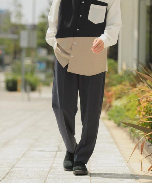 ITEMS URBANRESEARCH（アイテムズ アーバンリサーチ）の「ストレッチ×ウォッシャブル裏キモウスラックス（その他パンツ・メンズ・ネイビー/ベージュ/グレー/ブラック・LARGE/MEDIUM/SMALL）」の21枚目の写真